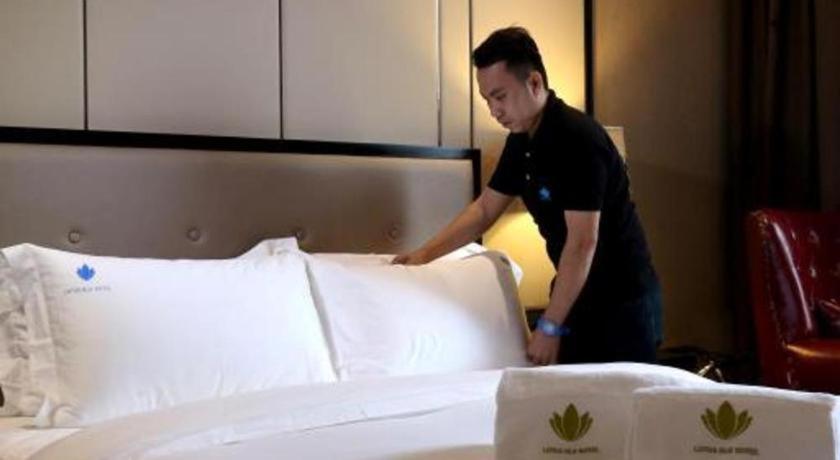 Lotus Blu Hotel Legazpi Zewnętrze zdjęcie