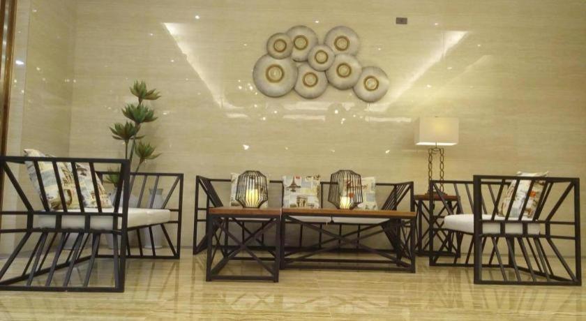 Lotus Blu Hotel Legazpi Zewnętrze zdjęcie
