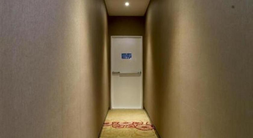 Lotus Blu Hotel Legazpi Zewnętrze zdjęcie