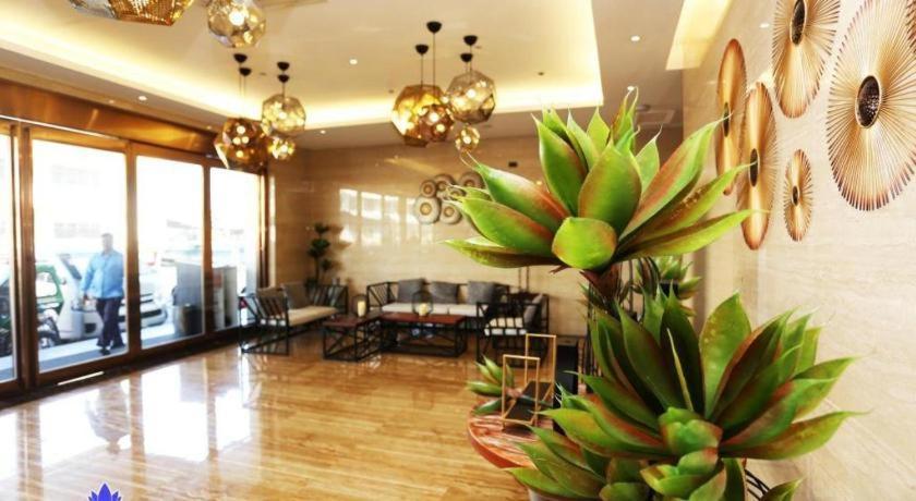 Lotus Blu Hotel Legazpi Zewnętrze zdjęcie